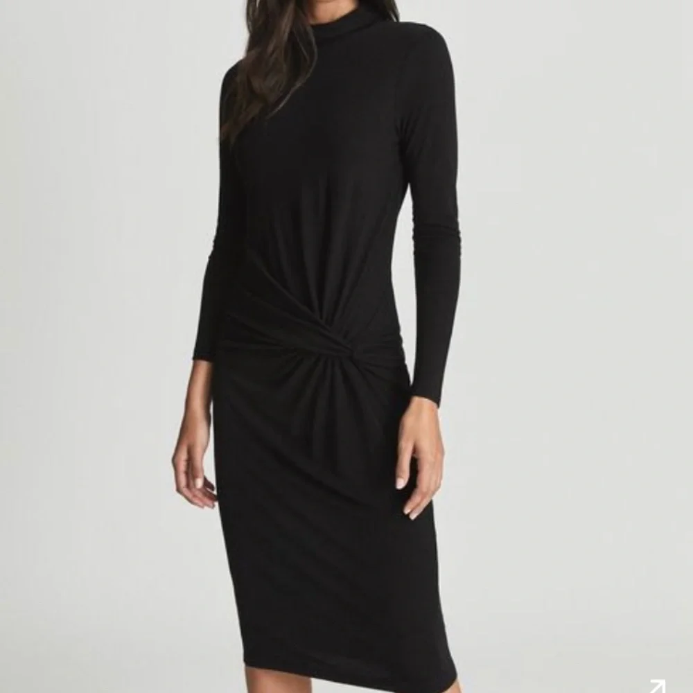 NWT REISS BLACK FREYA TWIST FRONT MIDI BODYCON DRESS - SIZE 8 - Picture 2 of 16